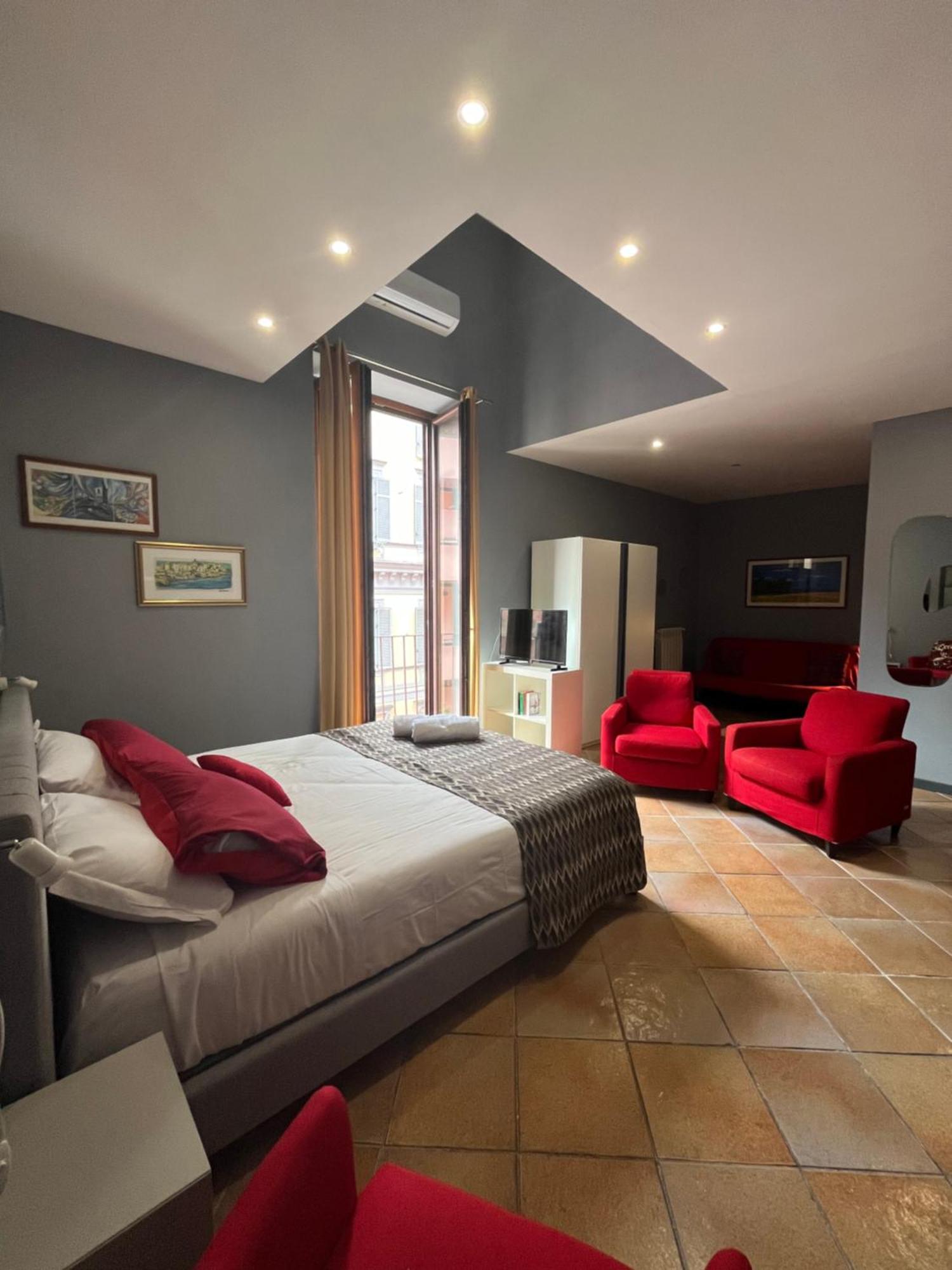 Naples Luxury Suites B&B Zewnętrze zdjęcie