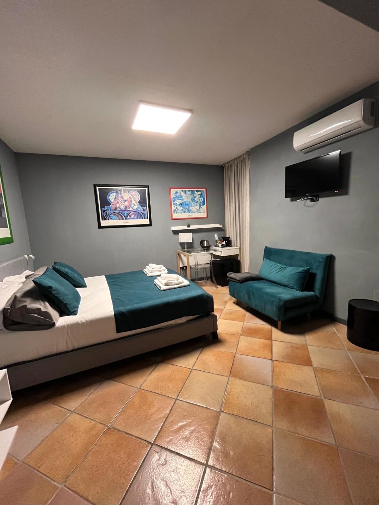 Naples Luxury Suites B&B Zewnętrze zdjęcie